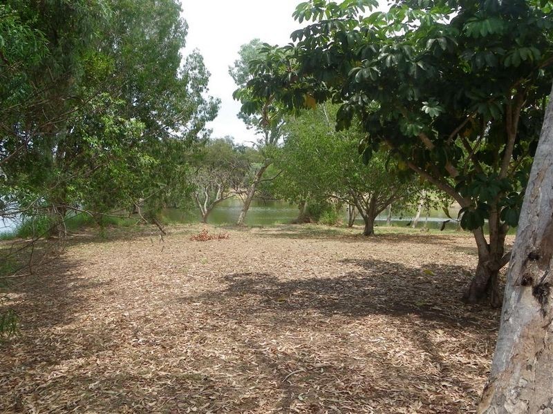 41 Hillview Road, Bowen QLD 4805