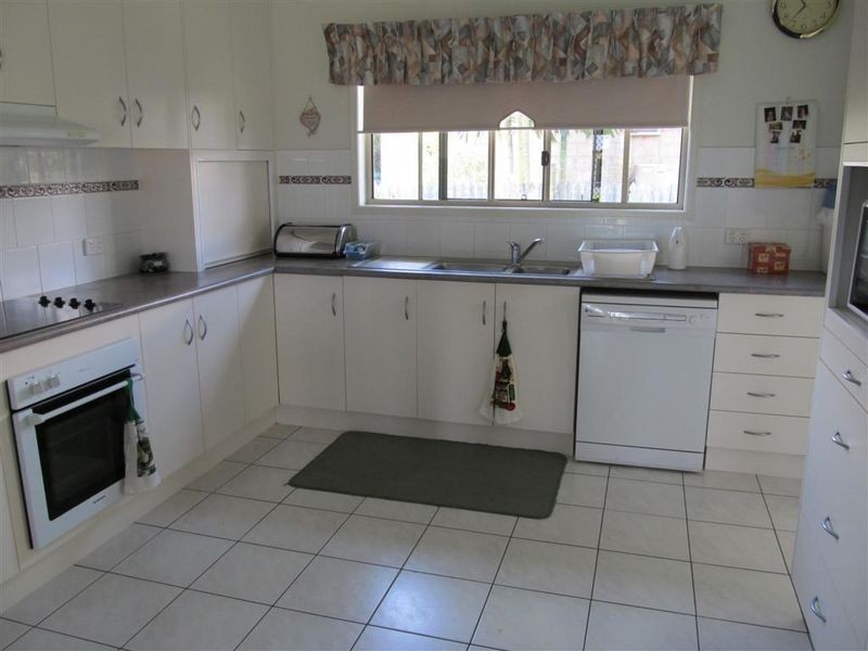 29 Bryant Avenue, Bowen QLD 4805