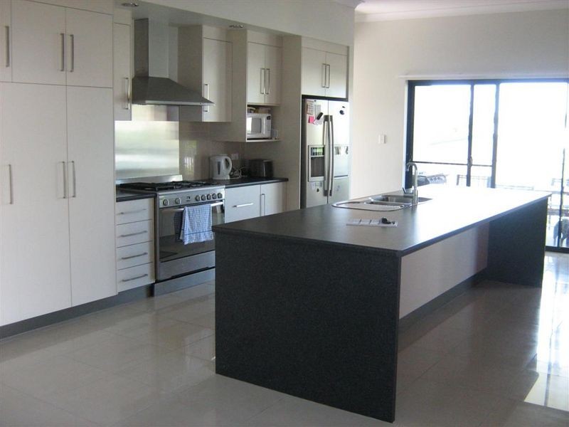 6 Allan Place, Bowen QLD 4805