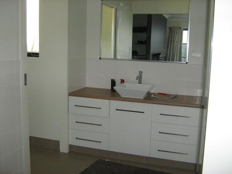 6 Allan Place, Bowen QLD 4805