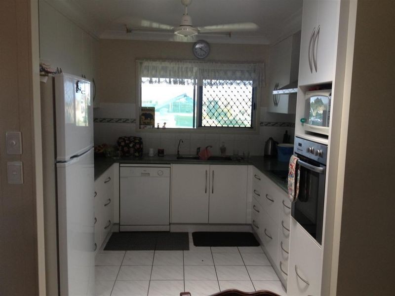 18911 Bruce Highway, Bowen QLD 4805