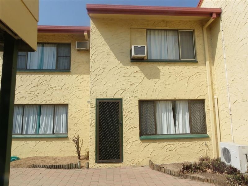 2/2A Powell Street, Bowen QLD 4805