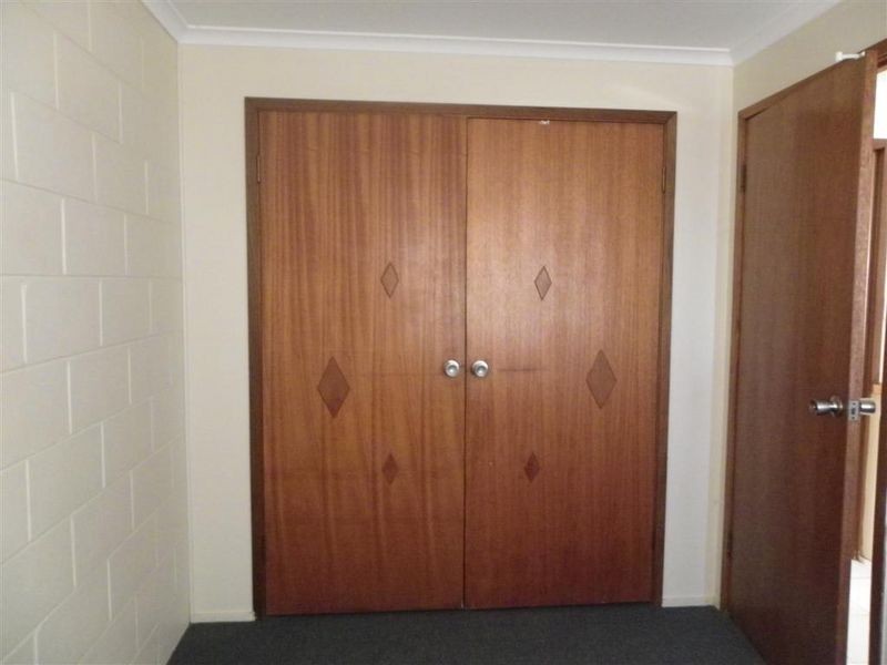 2/2A Powell Street, Bowen QLD 4805