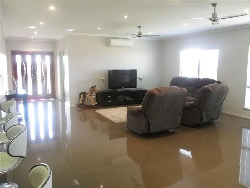 1 Cypress Crescent, Bowen QLD 4805