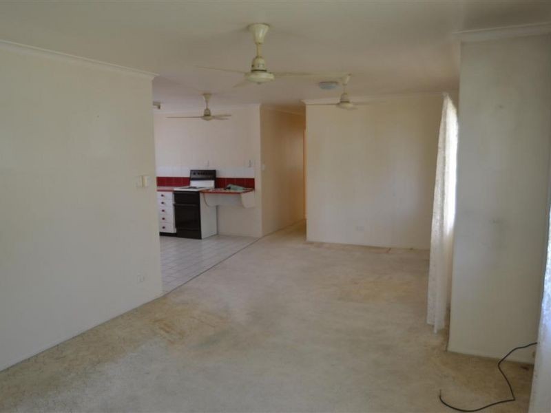 52 Whitsunday Street, Bowen QLD 4805