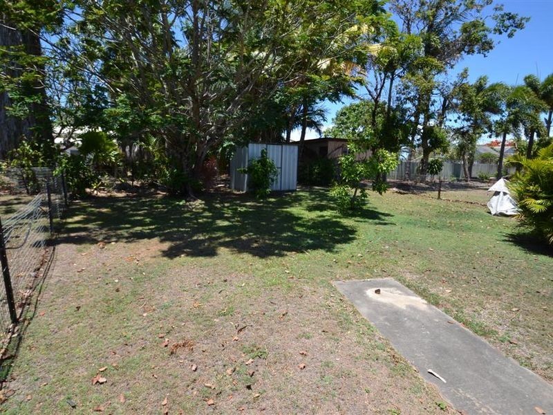 52 Whitsunday Street, Bowen QLD 4805