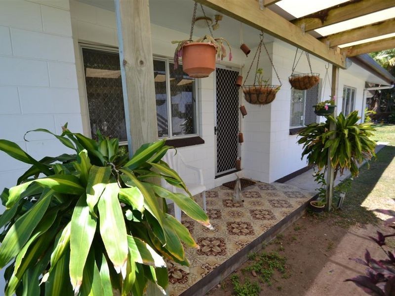 52 Whitsunday Street, Bowen QLD 4805