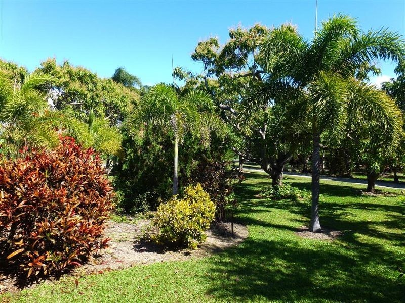 94 Inverdon Road, Bowen QLD 4805