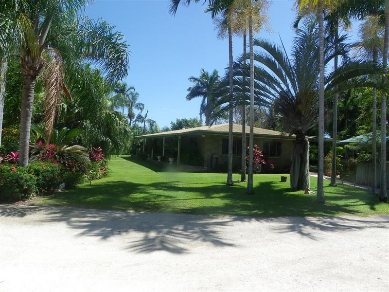 16 Inveroona Road, Bowen QLD 4805