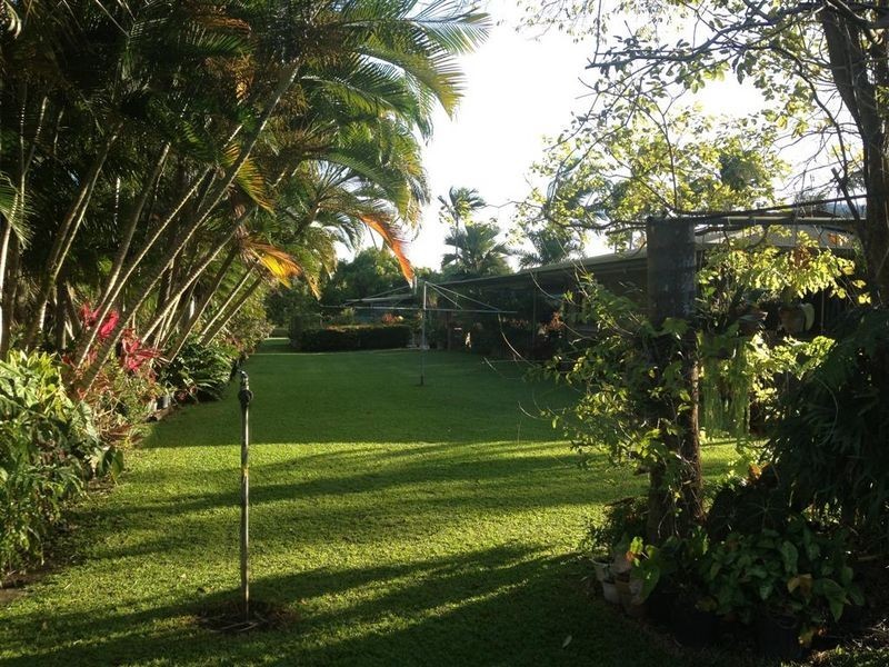 16 Inveroona Road, Bowen QLD 4805