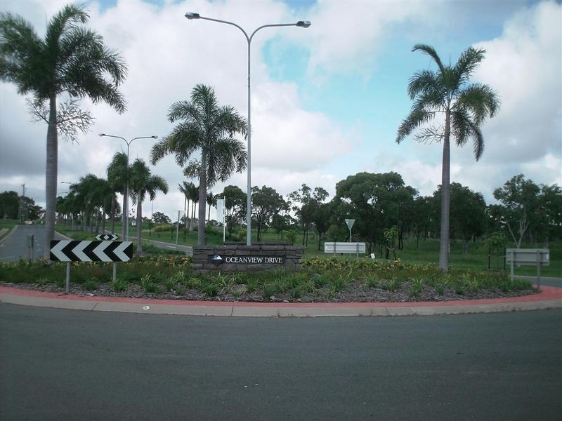 13 Seacove Crescent, Bowen QLD 4805