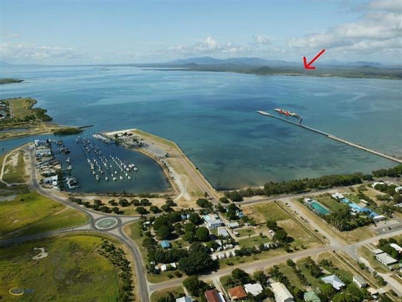 13 Seacove Crescent, Bowen QLD 4805
