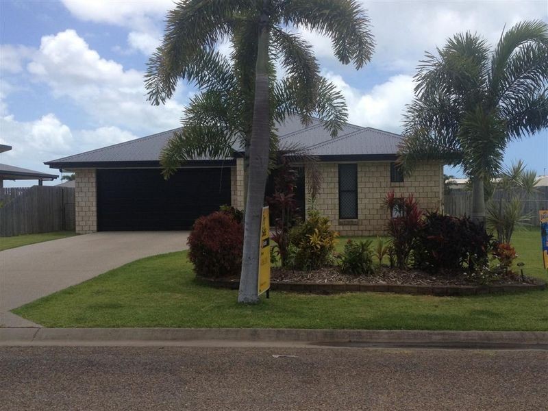 34 Bryant Avenue, Bowen QLD 4805