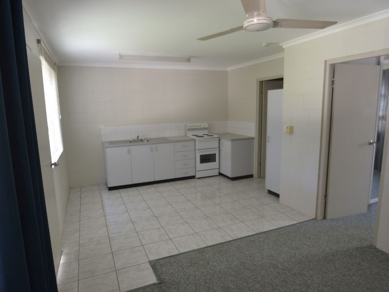 3/41 Crofton Street, Bowen QLD 4805