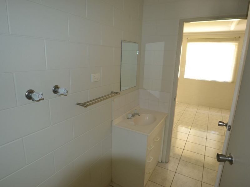 3/41 Crofton Street, Bowen QLD 4805