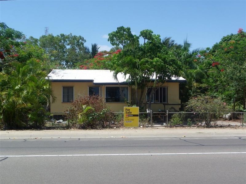81 Horseshoe Bay Road, Bowen QLD 4805