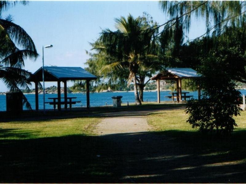 81 Horseshoe Bay Road, Bowen QLD 4805