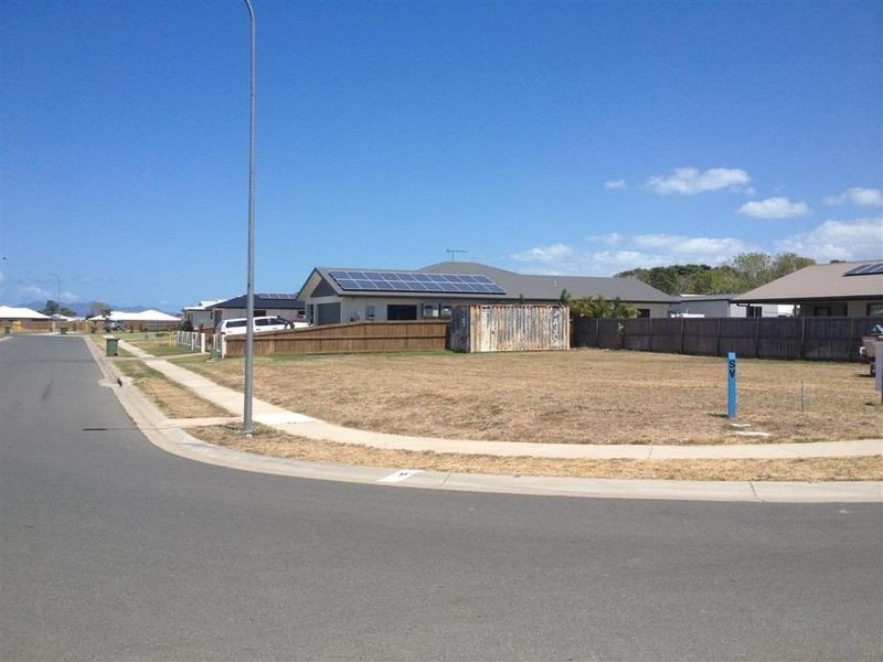 8 Lime Tree Court, Bowen QLD 4805