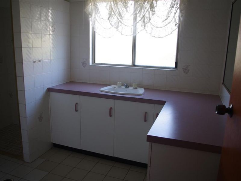 4 Brighton Road, Bowen QLD 4805