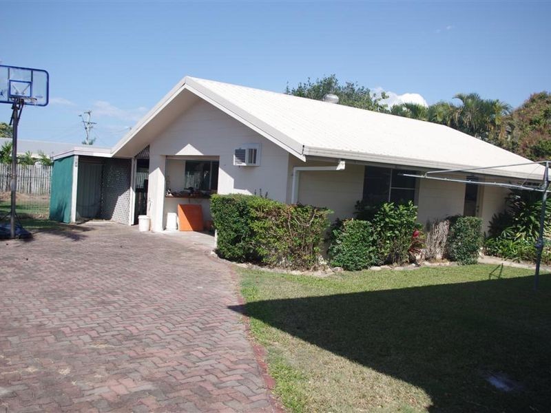 4 Brighton Road, Bowen QLD 4805