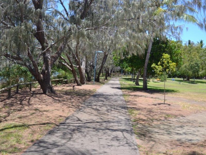 7/47 Horseshoe Bay Road, Bowen QLD 4805