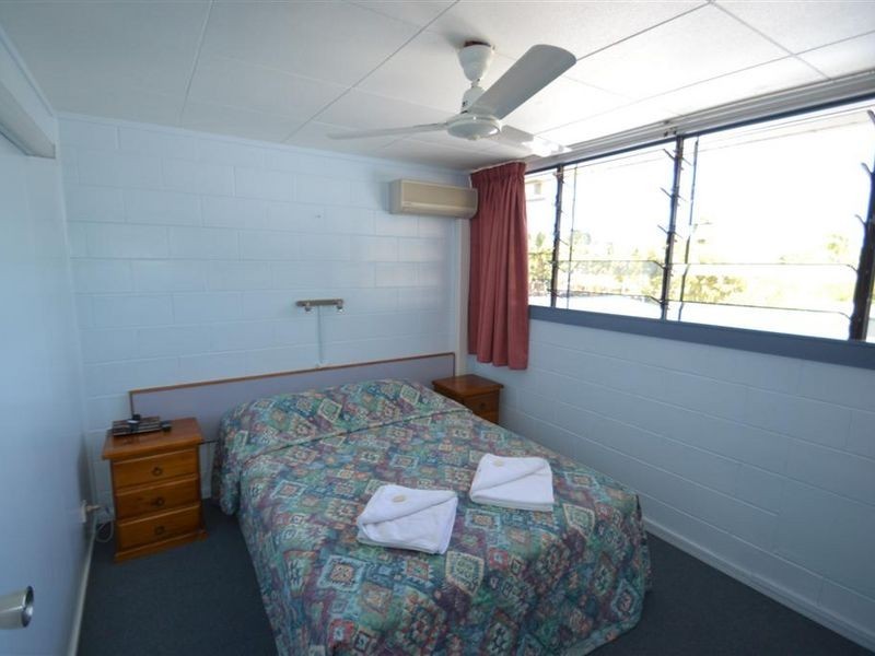 7/47 Horseshoe Bay Road, Bowen QLD 4805