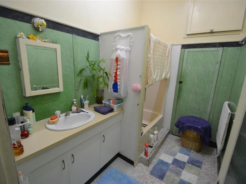 59 Kennedy Street, Bowen QLD 4805
