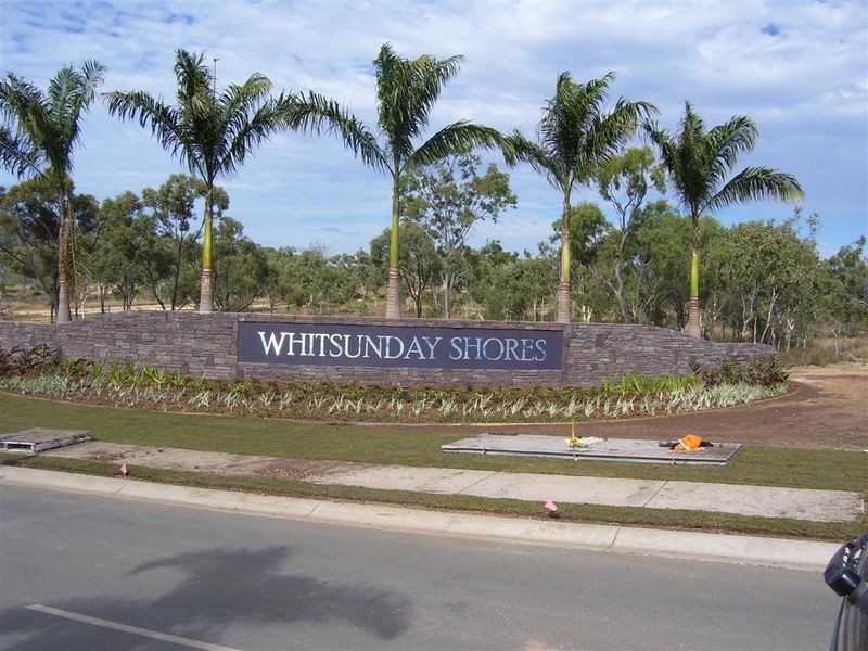 11 Grandview Terrace, Bowen QLD 4805