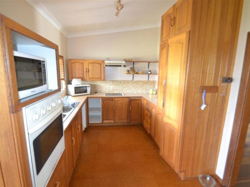 71 Powell Street, Bowen QLD 4805