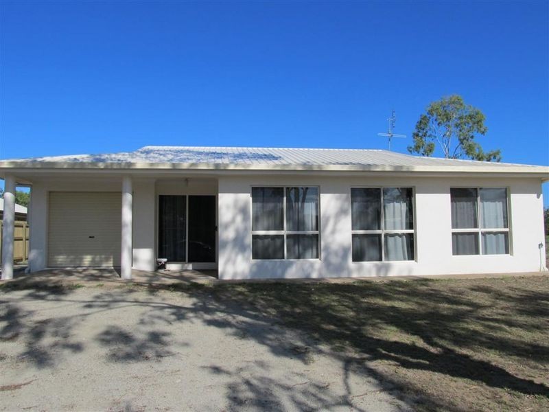 28 Crofton Street, Bowen QLD 4805