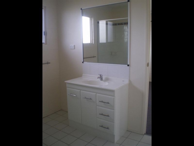 16 Hillview Place, Bowen QLD 4805