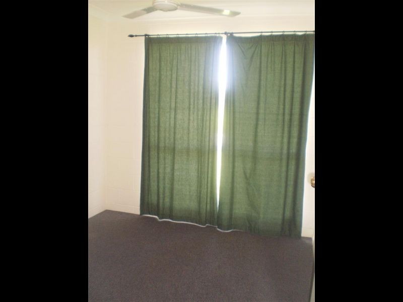 16 Hillview Place, Bowen QLD 4805