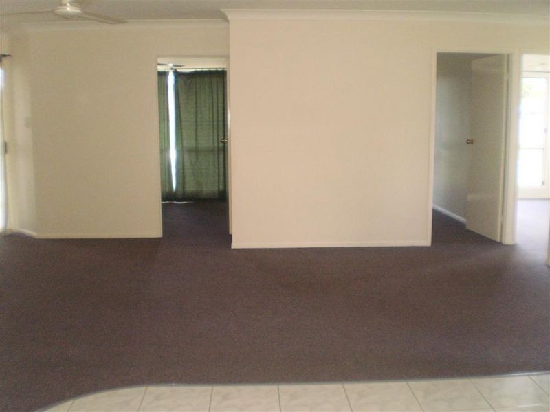 16 Hillview Place, Bowen QLD 4805