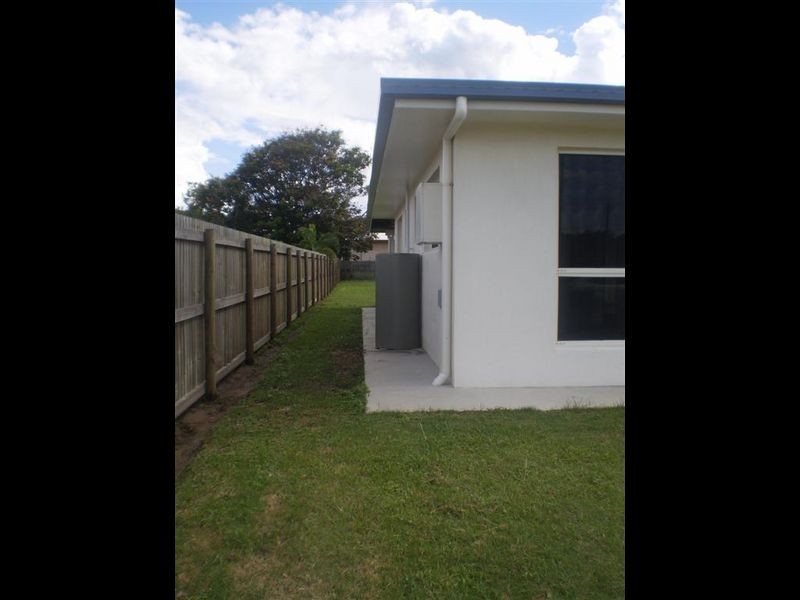 16 Hillview Place, Bowen QLD 4805