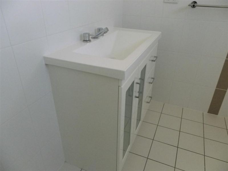 1/1 Murroona Street, Bowen QLD 4805