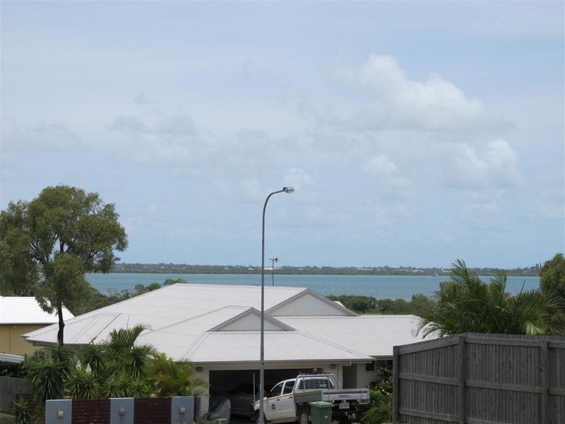 8 Sunshine Court, Bowen QLD 4805
