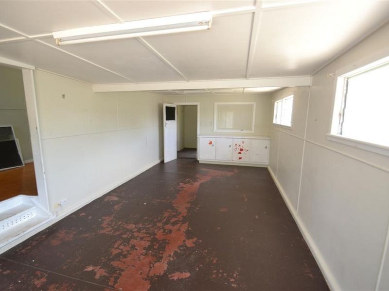 12 Marshall Street, Bowen QLD 4805