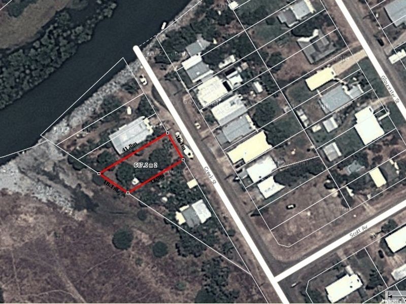 51 Creek Street, Bowen QLD 4805