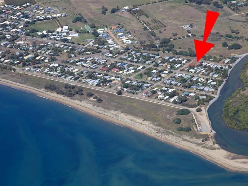 38 Creek Street, Bowen QLD 4805