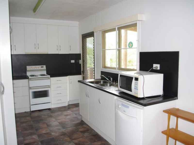 49 Reynolds Street, Bowen QLD 4805