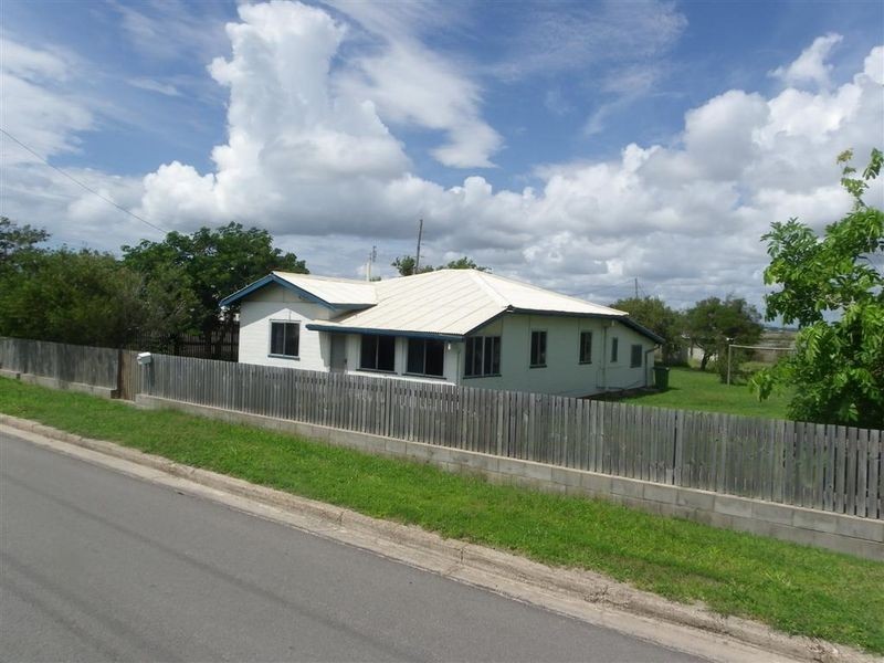 1 Belgravia Road, Bowen QLD 4805