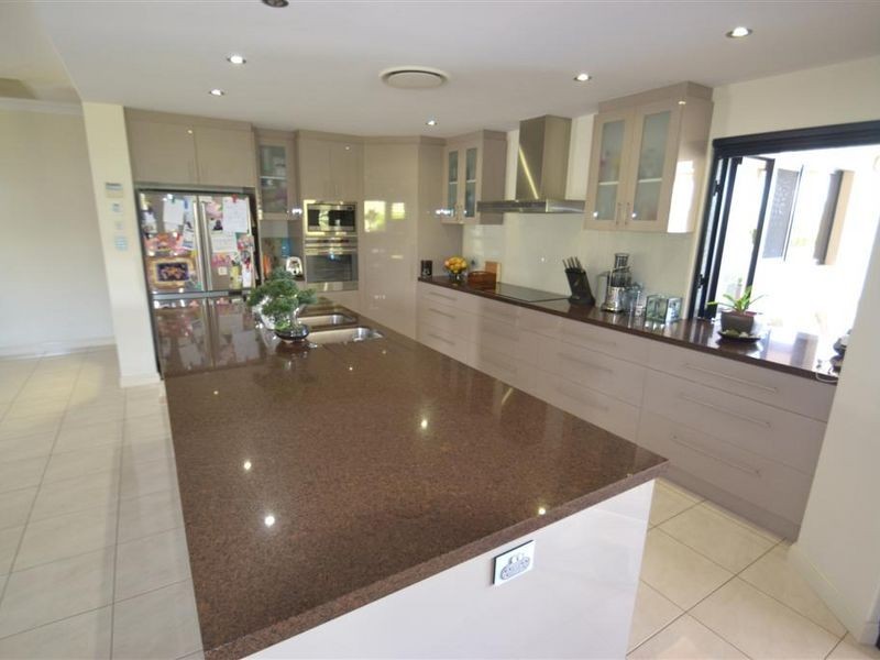 2-4 Marine Parade, Bowen QLD 4805