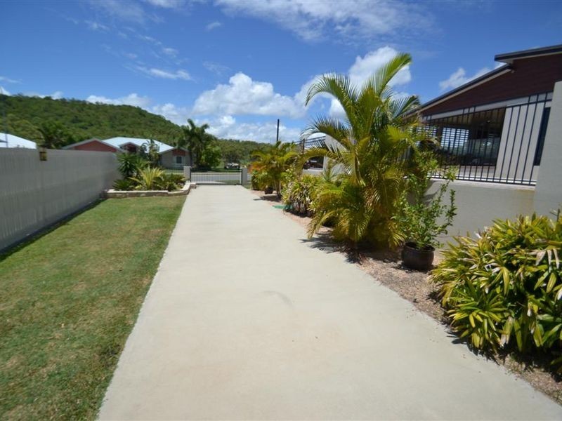 2-4 Marine Parade, Bowen QLD 4805