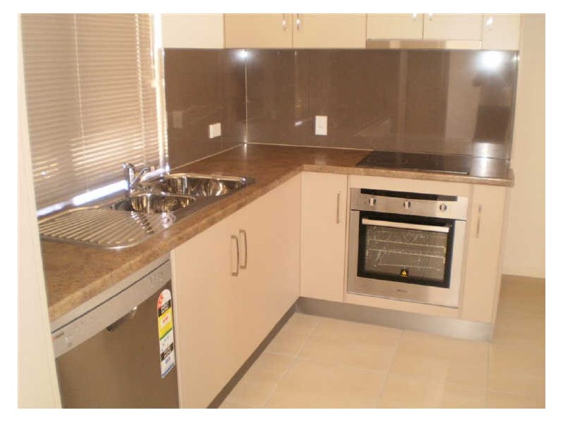 1/136 Soldiers Road, Bowen QLD 4805