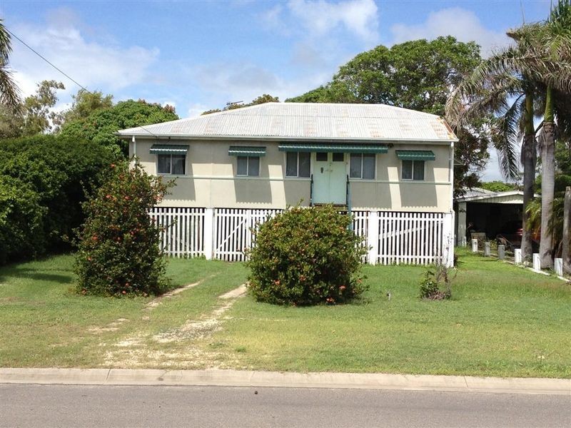 35 Sinclair Street, Bowen QLD 4805