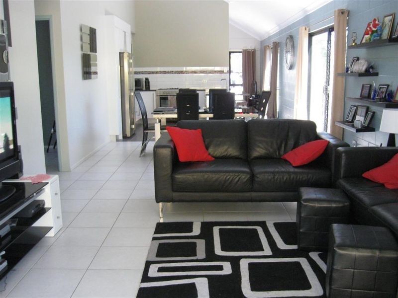 18a Gloucester Street, Bowen QLD 4805