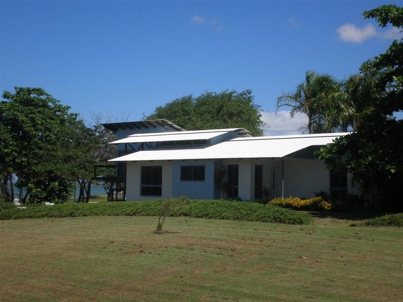 15 Thomas Street, Bowen QLD 4805