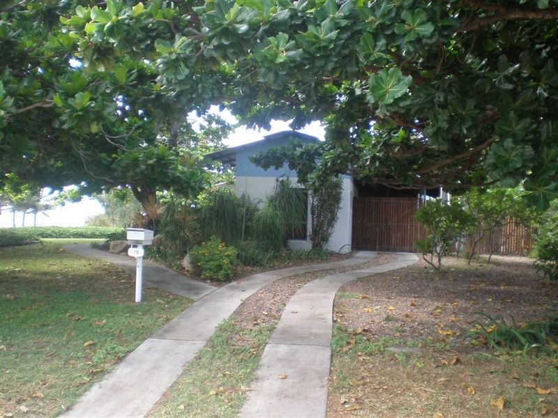 15 Thomas Street, Bowen QLD 4805