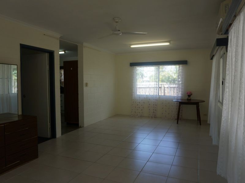 Unit 3/57 Poole Street, Bowen QLD 4805