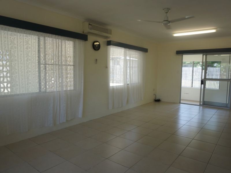 Unit 3/57 Poole Street, Bowen QLD 4805